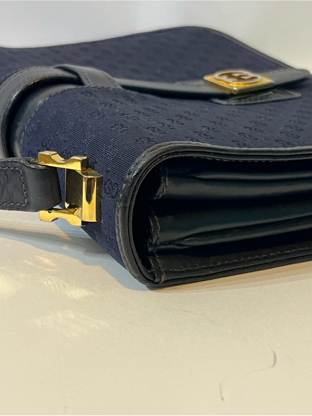 GUCCI Vintage GG Jacquard Canvas Navy Crossbody Shoulder Bag Italy 1970s 1980s - Picture 10 of 16